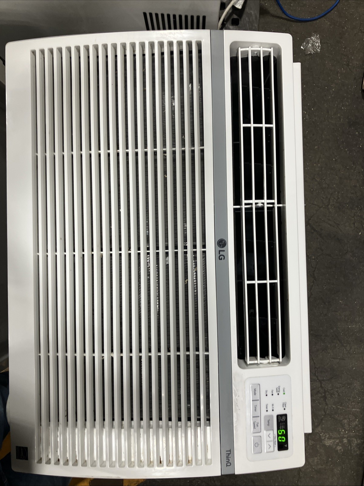 15000 BTU LG Air conditioner Model LW1521ERSM