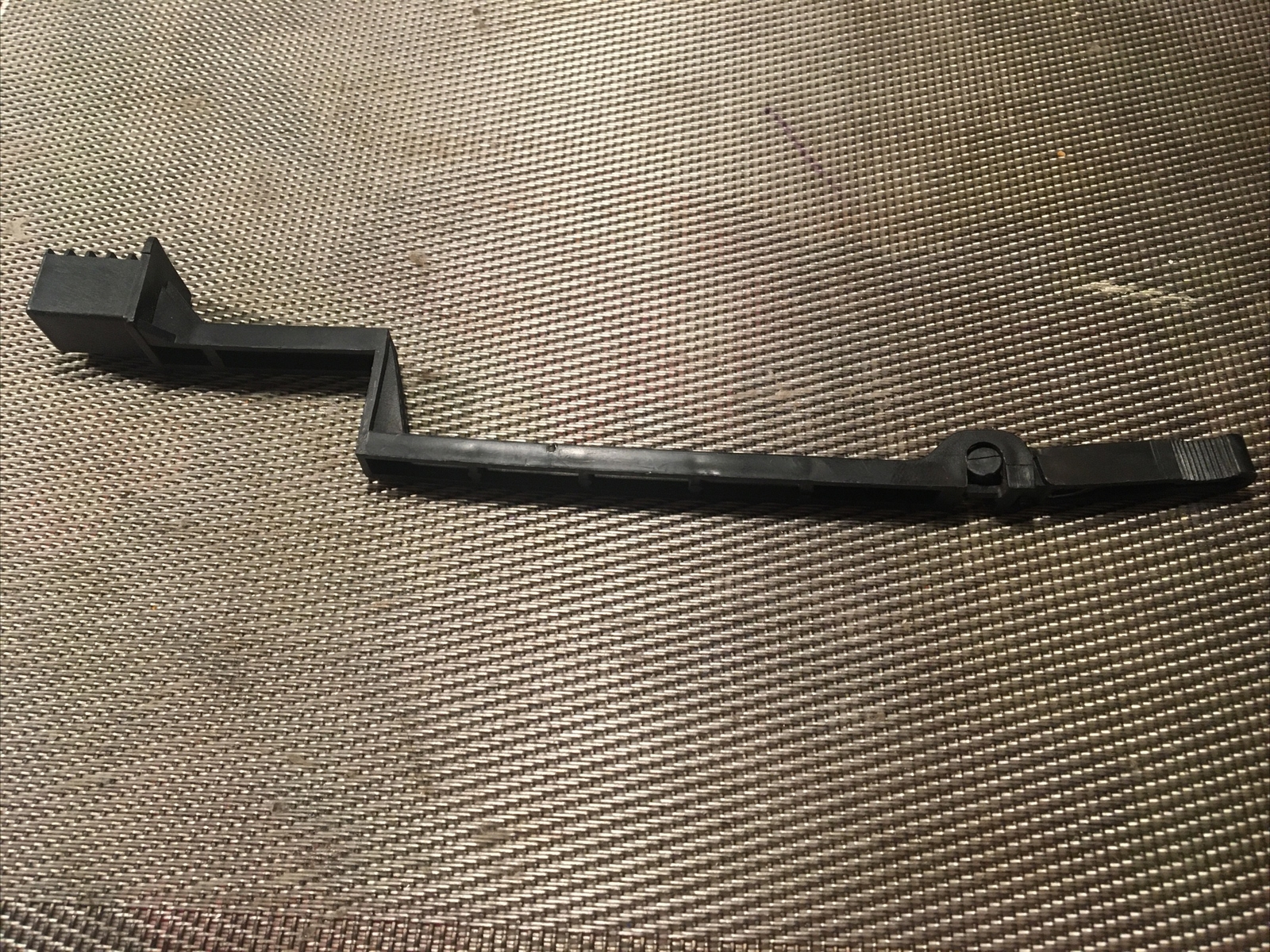 LG ac model: LW8017ERSM air vent on/ off arm 8.85 in