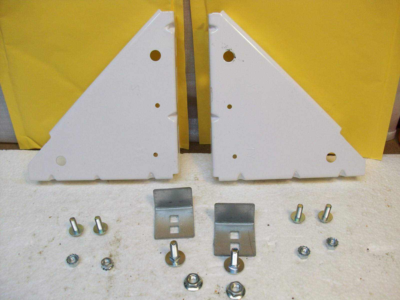 Frigidaire air conditioner support brackets w/ hardware (slide-out chassis only)