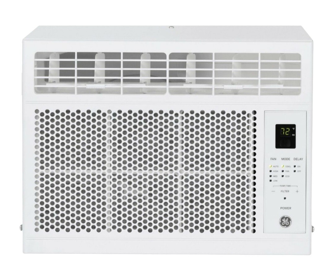 New never used GE Window Air Conditioner 5,000 BTU 150 SF Geek Sq prot thru 5/25